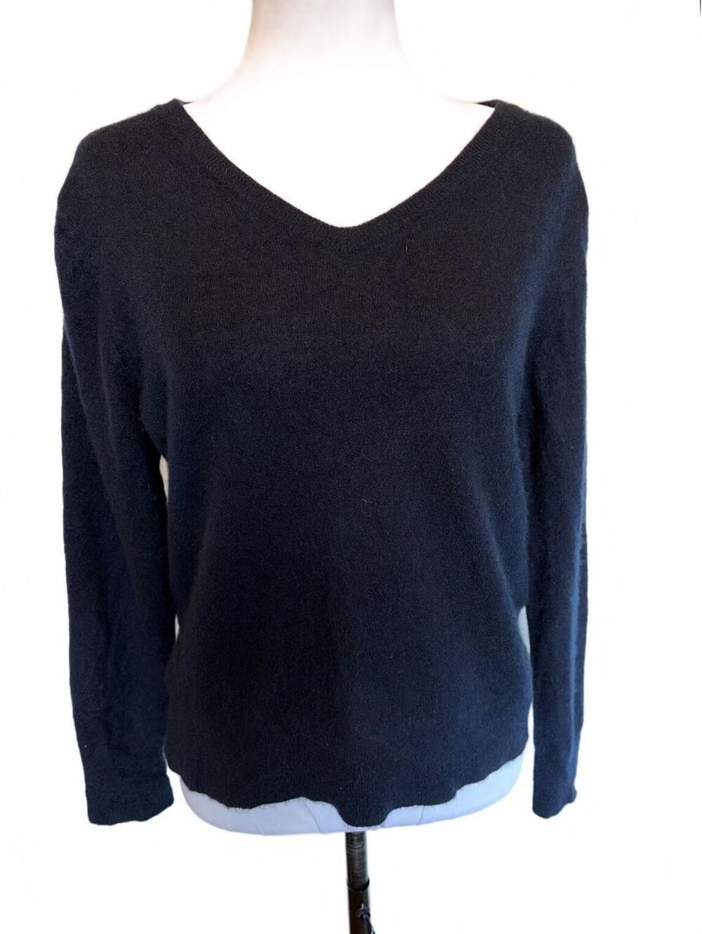 Quince Women Cashmere Sweater L Navy Blue V-Neck Classic Minimalist Office Chic